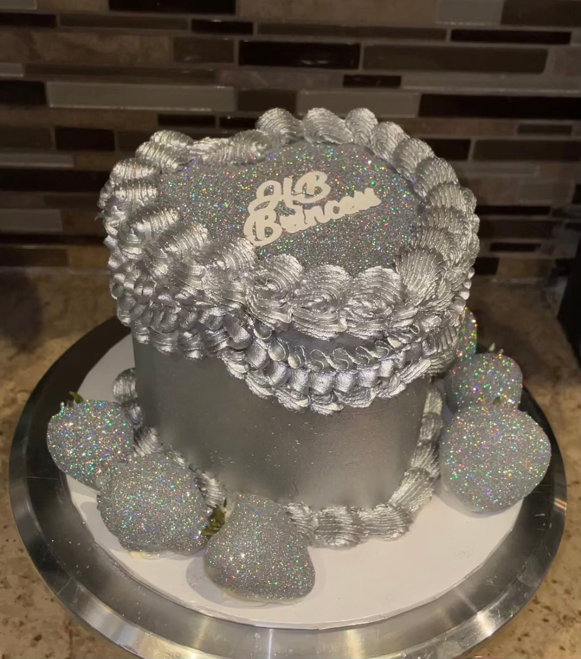 Metallic Glitter Heart Kake